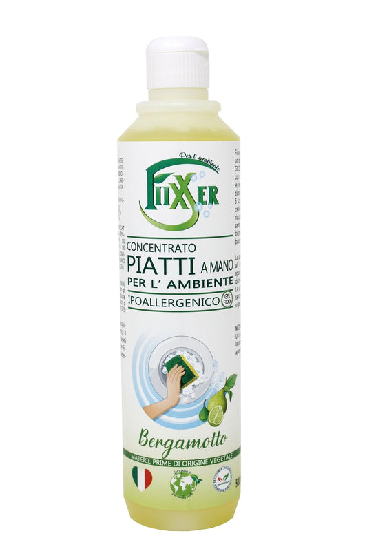 Detersivo concentrato piatti a mano bergamotto Fiixxer ecologico biologico ipoallergenico riduce le reazioni allergiche.